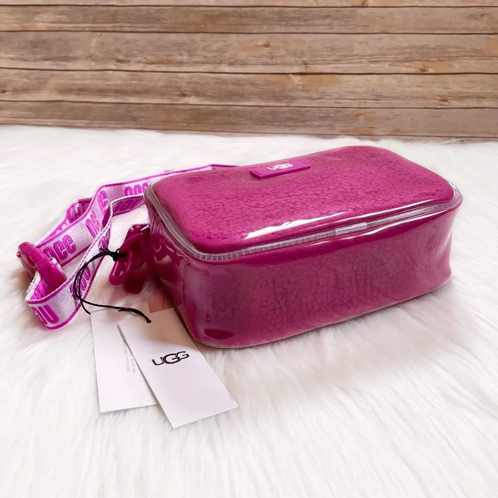 UGG Janey II Clear Dragonfruit - Picture 6 of 9